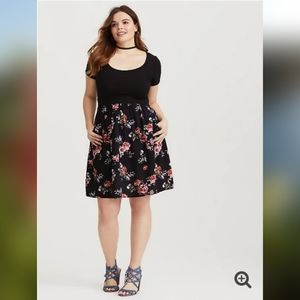 Torrid sz 1 knit to woven skater dress